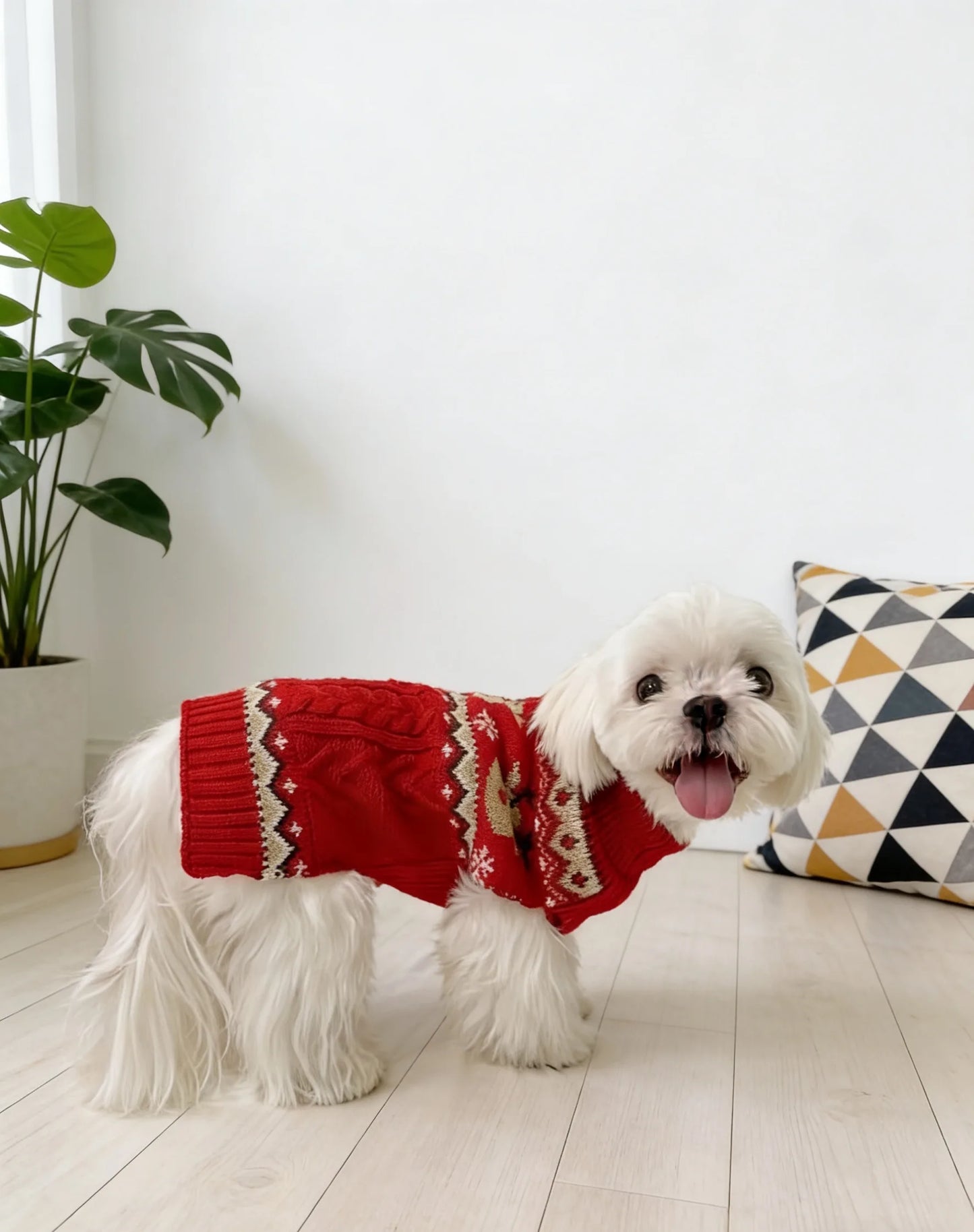 Red and green gingerbread, reindeer, Christmas pet sweater, small dog clothes, small dog cat, keep warm in winter